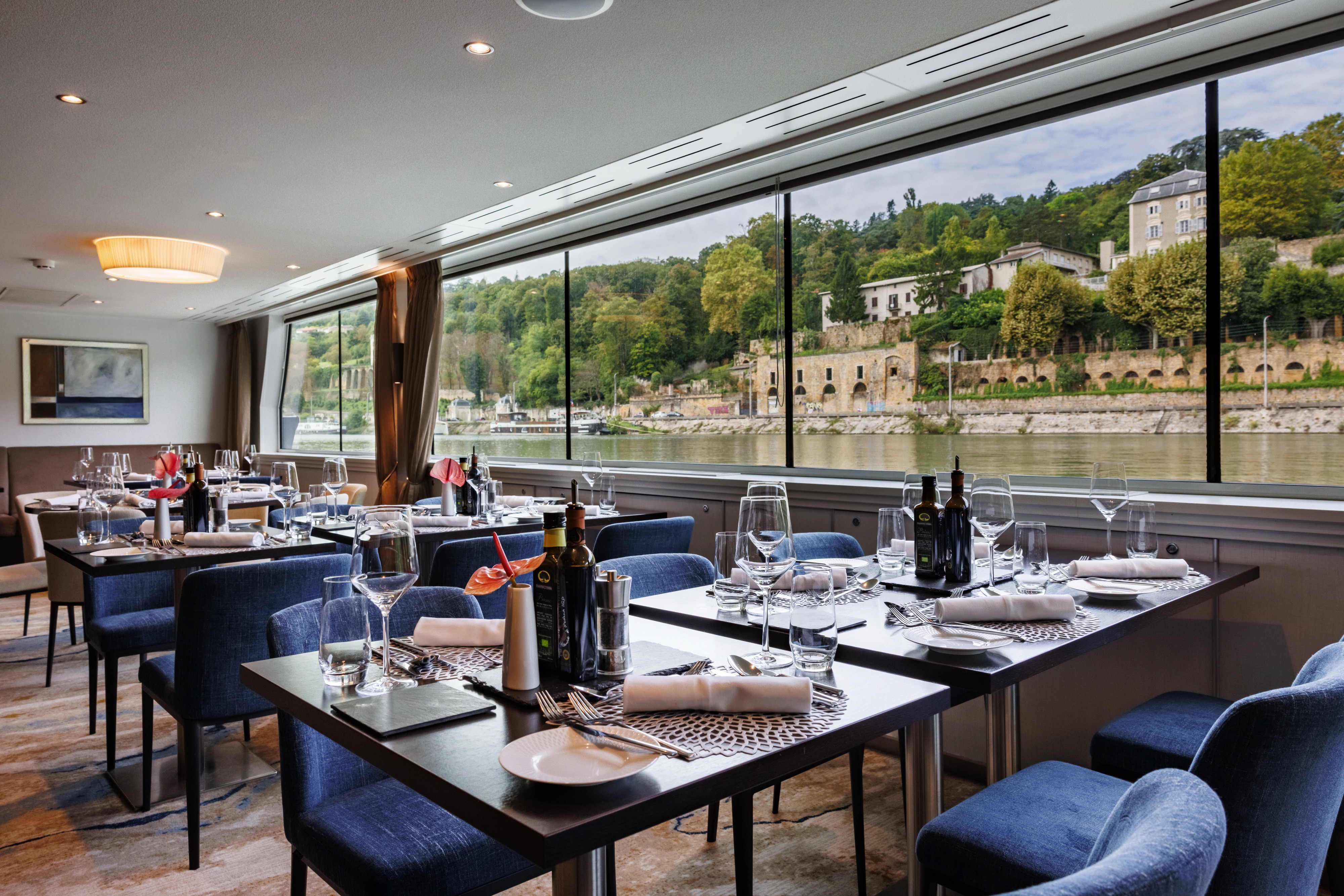 Avalon Poetry II - Panorama Dining Room
